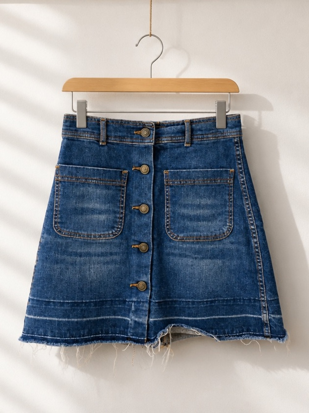 💥 Zara Blue Button-Front Denim Mini Skirt | Raw Hem | Summer Skirt | High Waist